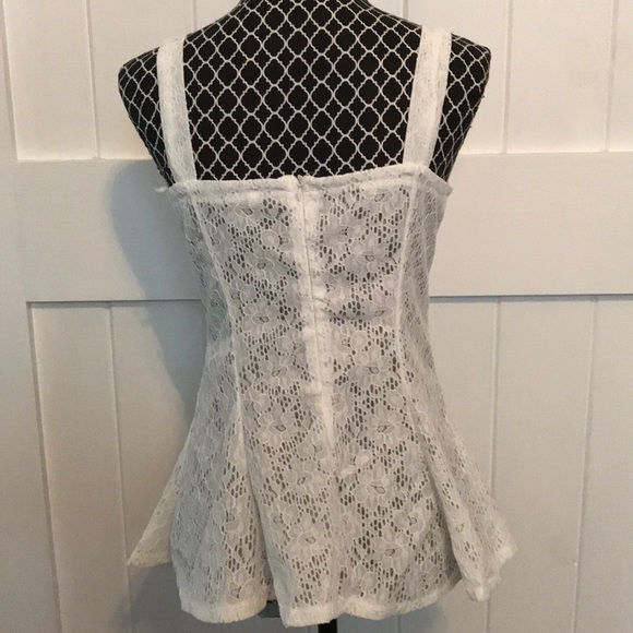 White Lace top - Picture 2 of 2